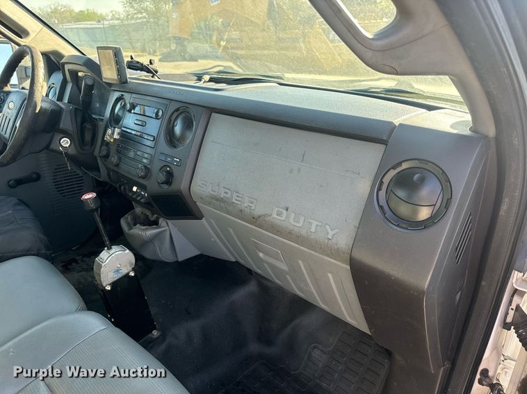 image for item DV1961 2011 Ford F550 Super Duty XL utility / service truck