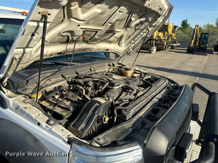 image for item DV1961 2011 Ford F550 Super Duty XL utility / service truck