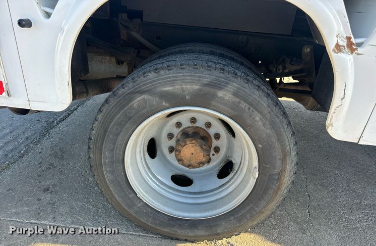 image for item DV1961 2011 Ford F550 Super Duty XL utility / service truck