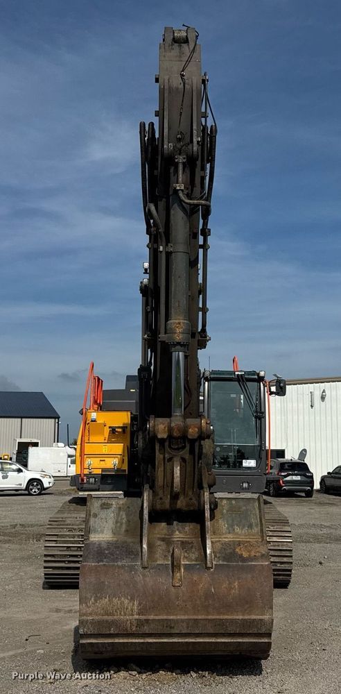 image for item DV4189 2023 Volvo EC350EL excavator