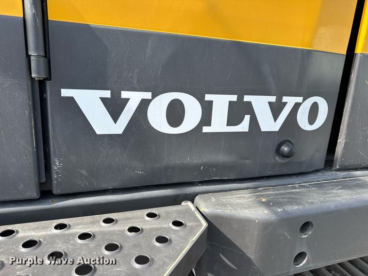image for item DV4189 2023 Volvo EC350EL excavator