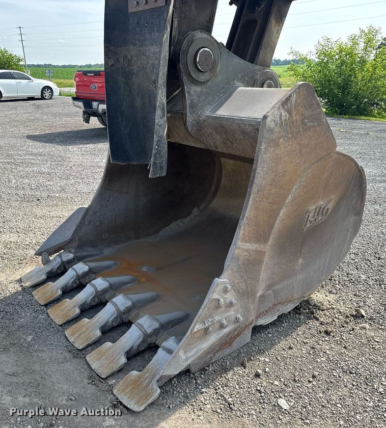 image for item DV4189 2023 Volvo EC350EL excavator