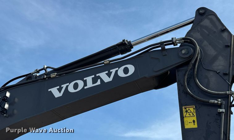 image for item DV4189 2023 Volvo EC350EL excavator