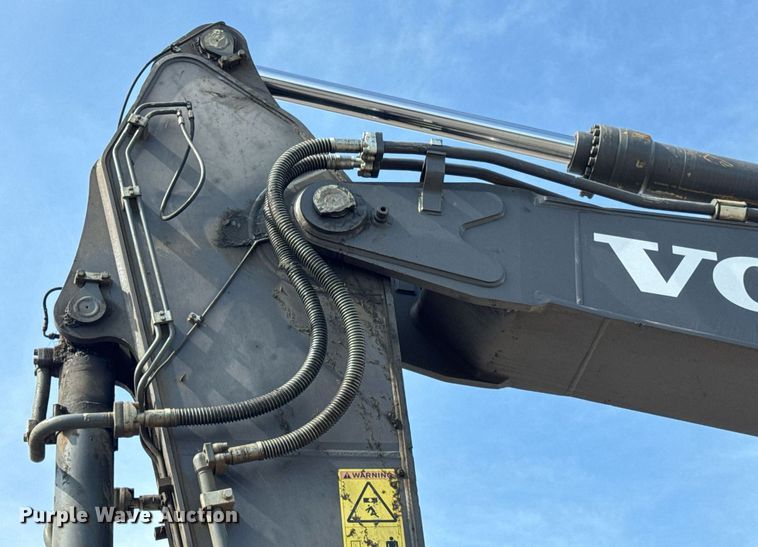 image for item DV4189 2023 Volvo EC350EL excavator