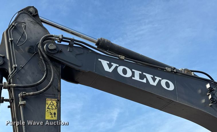 image for item DV4189 2023 Volvo EC350EL excavator