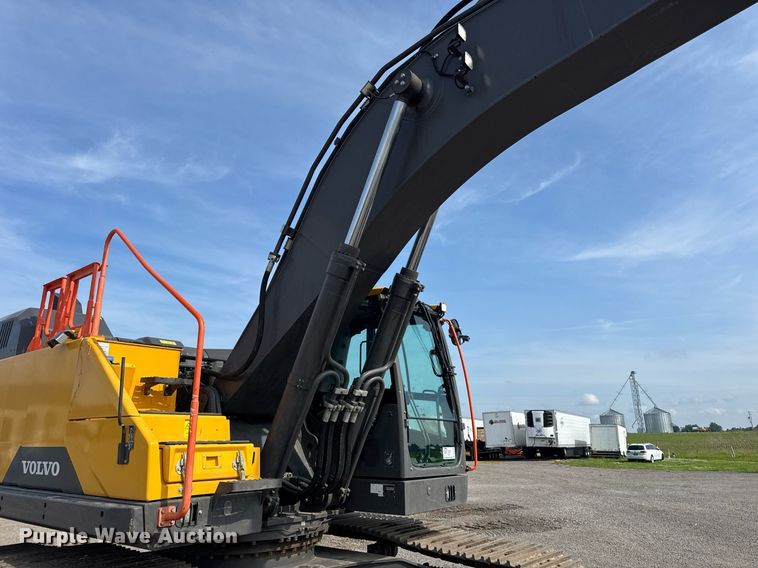 image for item DV4189 2023 Volvo EC350EL excavator