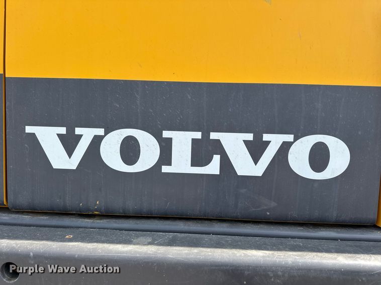 image for item DV4189 2023 Volvo EC350EL excavator