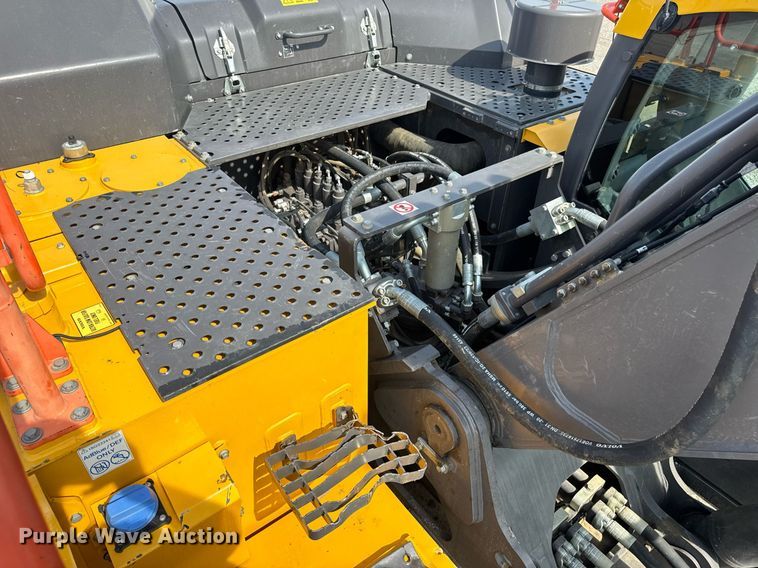 image for item DV4189 2023 Volvo EC350EL excavator