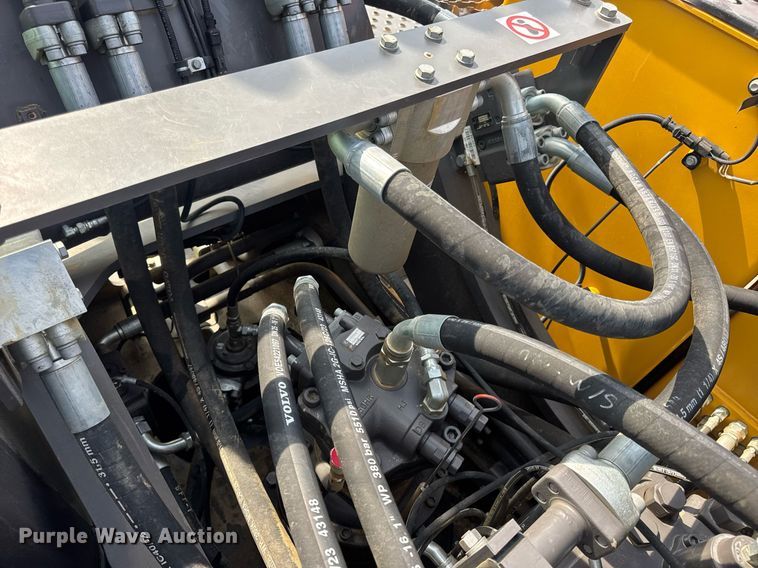 image for item DV4189 2023 Volvo EC350EL excavator