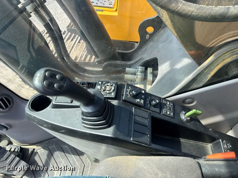image for item DV4189 2023 Volvo EC350EL excavator