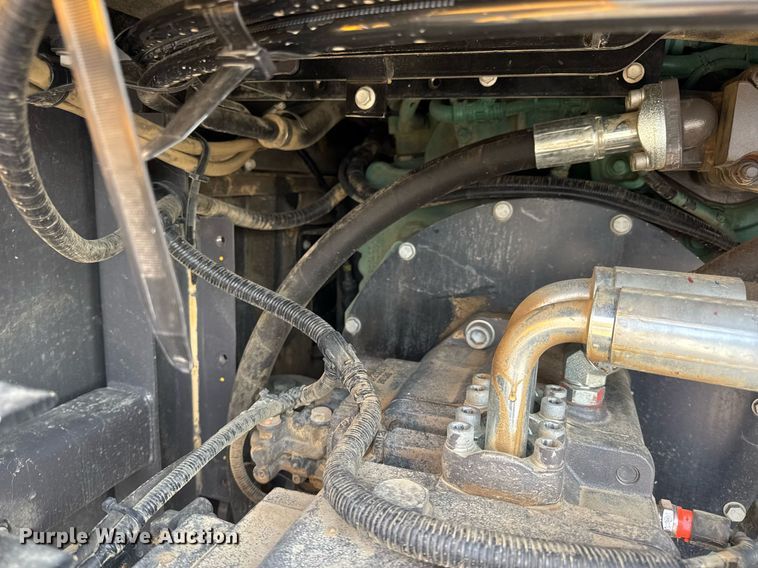 image for item DV4189 2023 Volvo EC350EL excavator