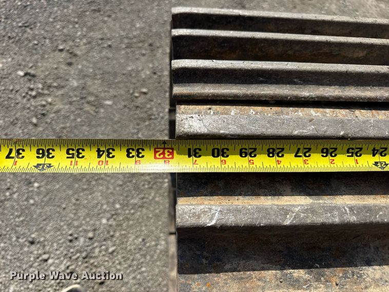 image for item DV4189 2023 Volvo EC350EL excavator