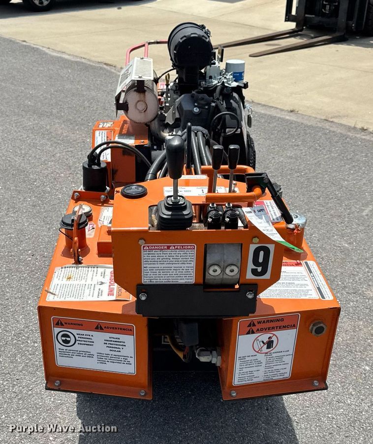 image for item DV4190 Bandit SG-40 stump grinder