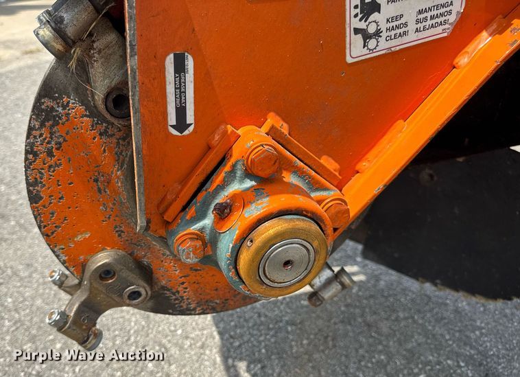 image for item DV4190 Bandit SG-40 stump grinder