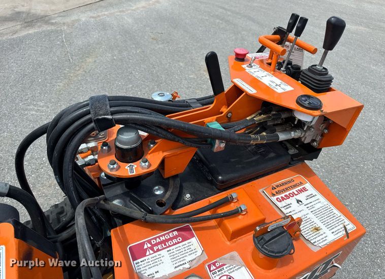image for item DV4190 Bandit SG-40 stump grinder