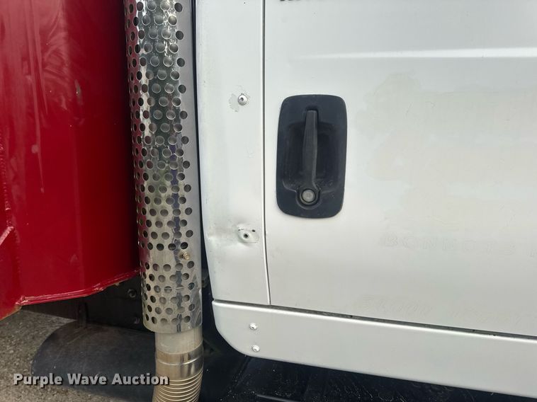 image for item DV4194 2003 International 7600 6X4 dump truck