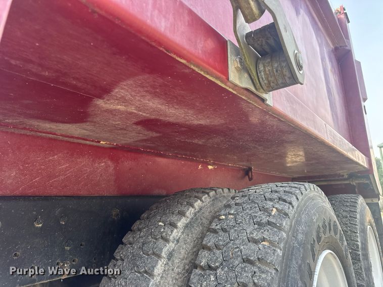 image for item DV4194 2003 International 7600 6X4 dump truck