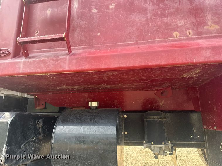 image for item DV4194 2003 International 7600 6X4 dump truck