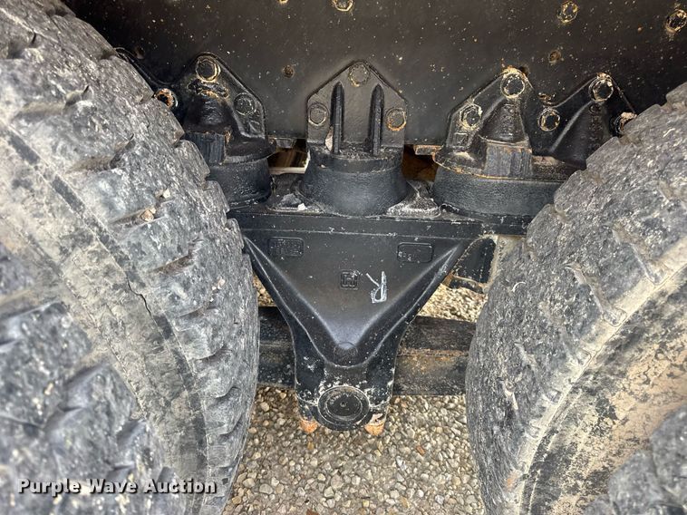 image for item DV4194 2003 International 7600 6X4 dump truck