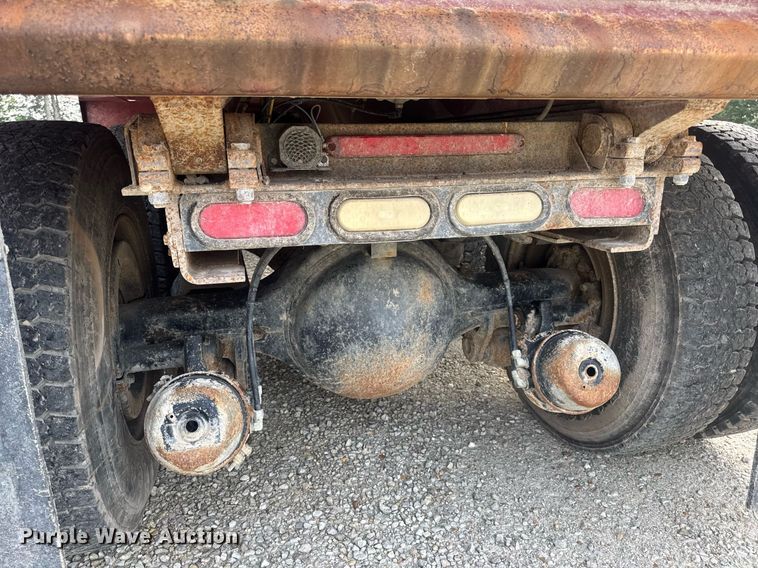 image for item DV4194 2003 International 7600 6X4 dump truck