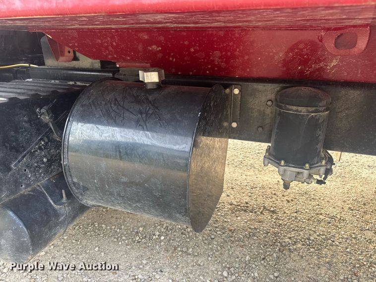 image for item DV4194 2003 International 7600 6X4 dump truck