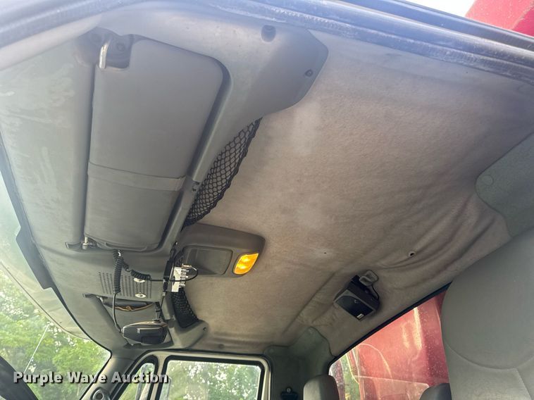 image for item DV4194 2003 International 7600 6X4 dump truck