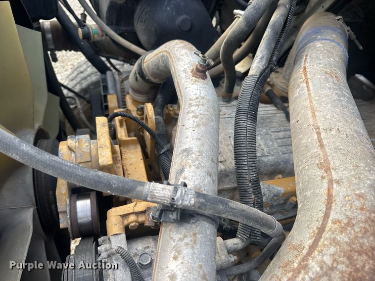 image for item DV4194 2003 International 7600 6X4 dump truck