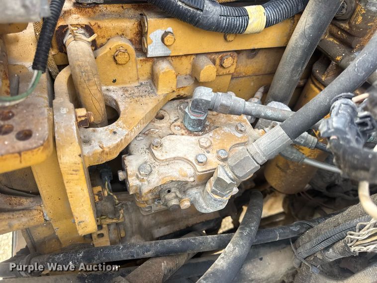 image for item DV4194 2003 International 7600 6X4 dump truck