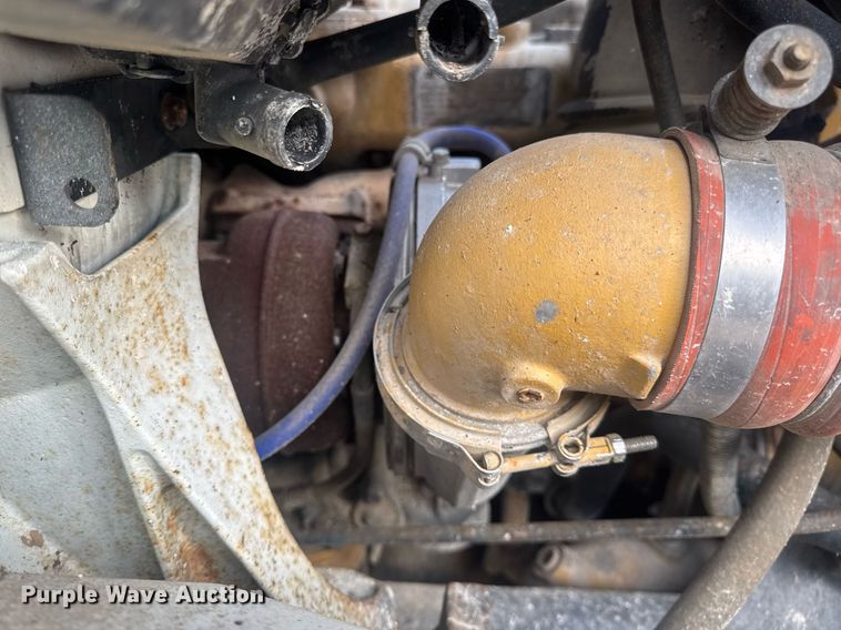 image for item DV4194 2003 International 7600 6X4 dump truck