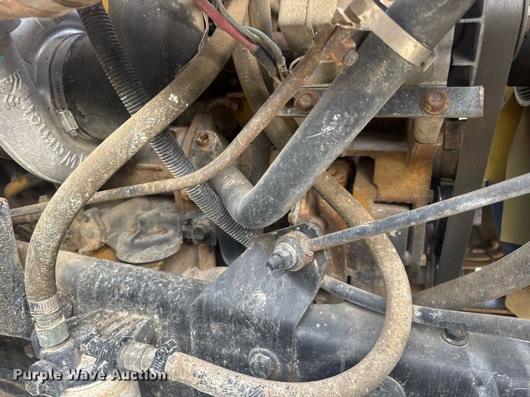 image for item DV4194 2003 International 7600 6X4 dump truck