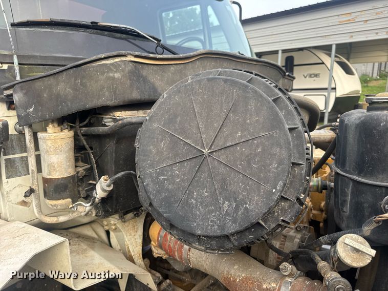 image for item DV4194 2003 International 7600 6X4 dump truck