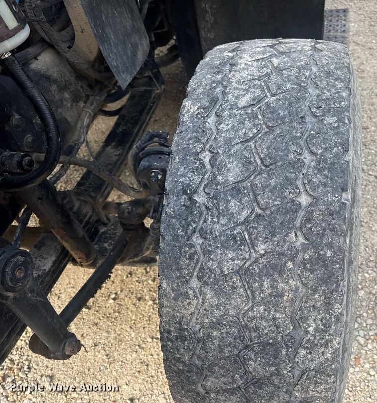 image for item DV4194 2003 International 7600 6X4 dump truck