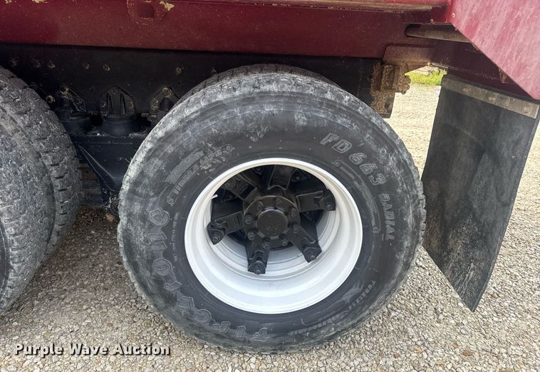 image for item DV4194 2003 International 7600 6X4 dump truck