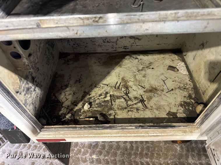 image for item DV4202 2017 Ford F450 Super Duty XL Crew Cab utility / service truck