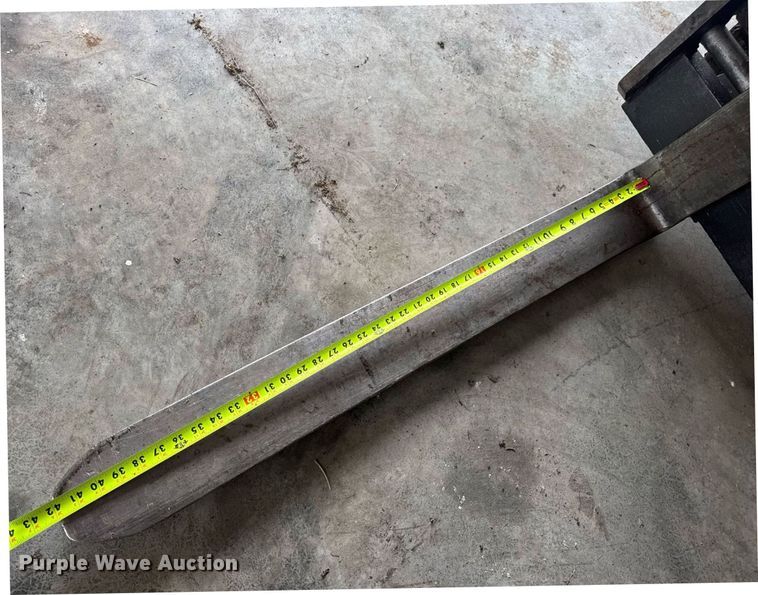 image for item DV4211 1996 Caterpillar GC30 forklift