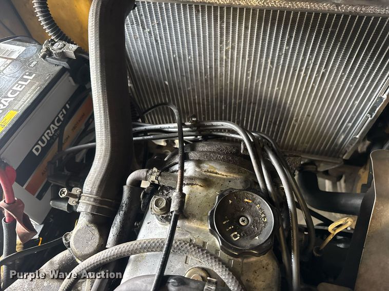 image for item DV4211 1996 Caterpillar GC30 forklift