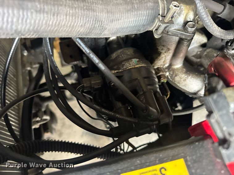 image for item DV4211 1996 Caterpillar GC30 forklift