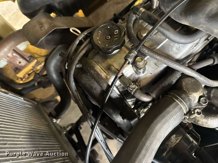 image for item DV4211 1996 Caterpillar GC30 forklift