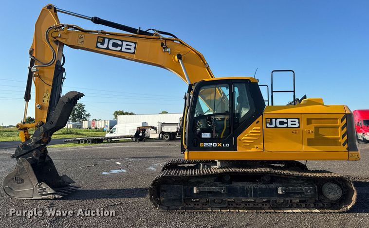 image for item DV4212 2023 JCB 220XLC excavator