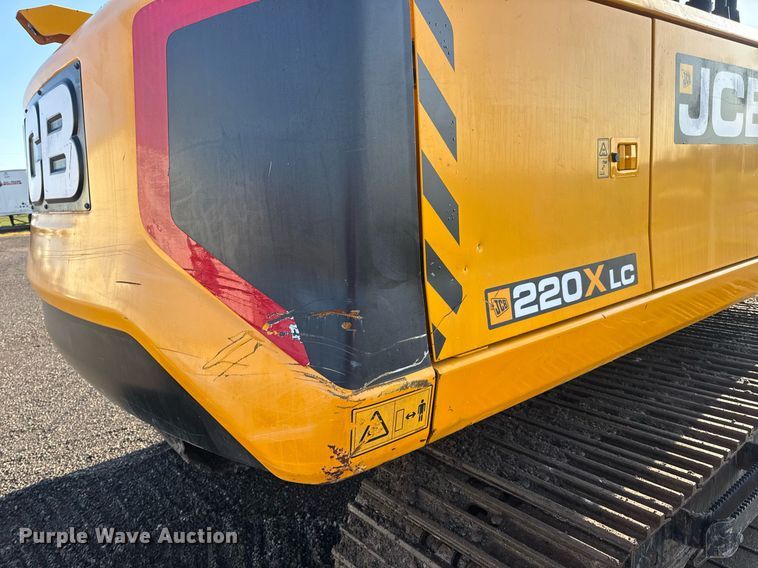 image for item DV4212 2023 JCB 220XLC excavator