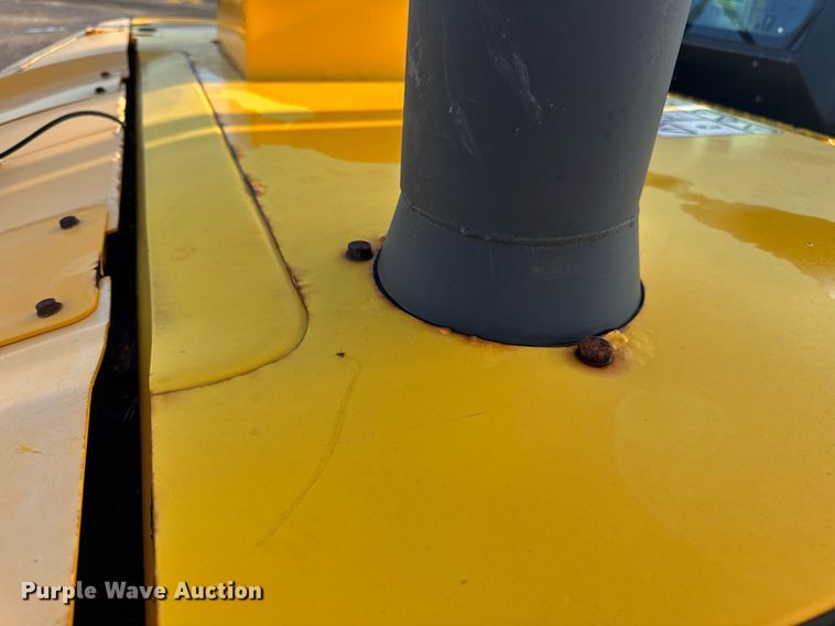 image for item DV4212 2023 JCB 220XLC excavator