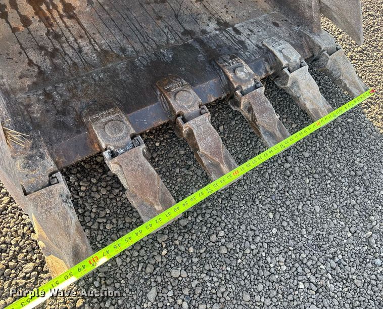 image for item DV4212 2023 JCB 220XLC excavator