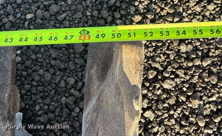 image for item DV4212 2023 JCB 220XLC excavator