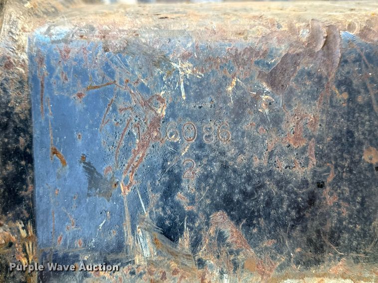 image for item DV4212 2023 JCB 220XLC excavator