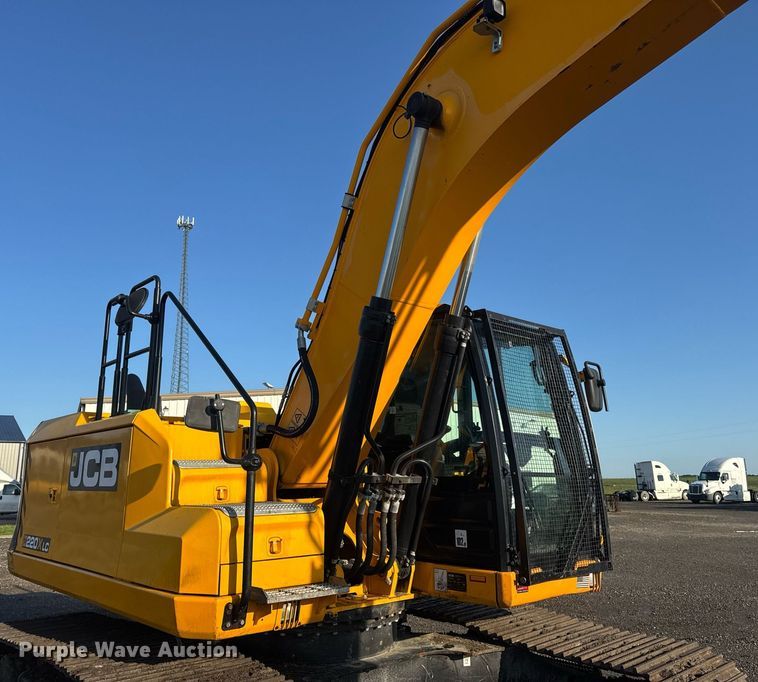 image for item DV4212 2023 JCB 220XLC excavator
