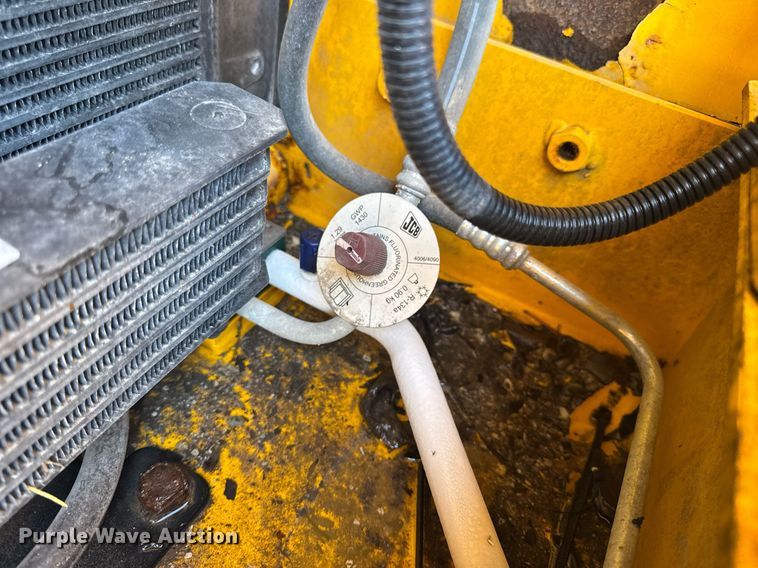 image for item DV4212 2023 JCB 220XLC excavator