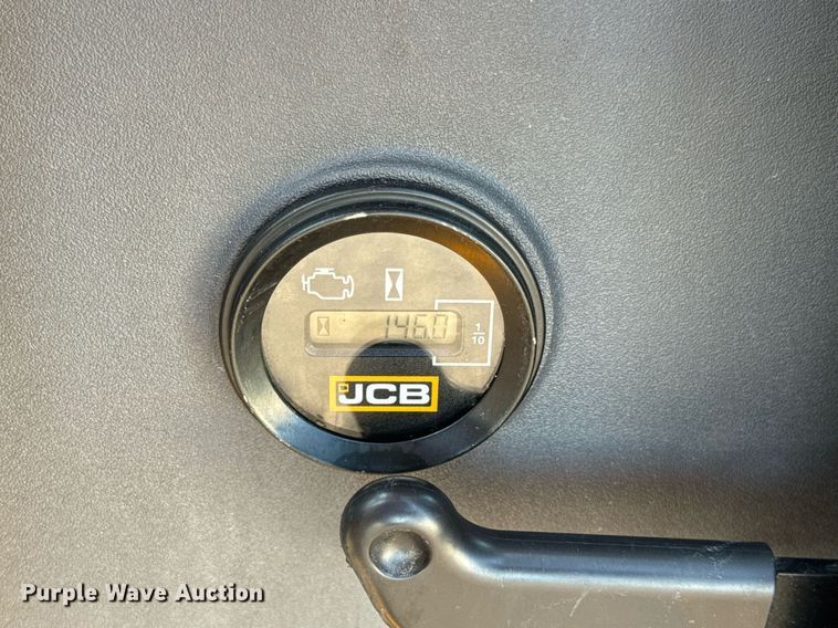 image for item DV4212 2023 JCB 220XLC excavator