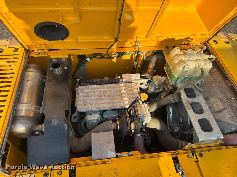 image for item DV4212 2023 JCB 220XLC excavator