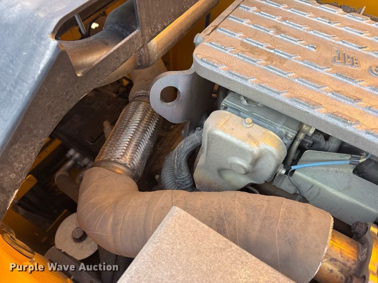 image for item DV4212 2023 JCB 220XLC excavator