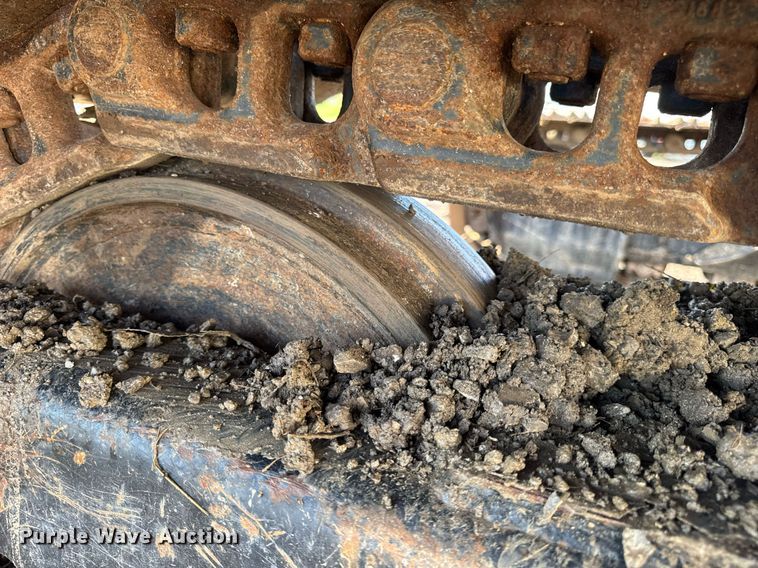 image for item DV4212 2023 JCB 220XLC excavator